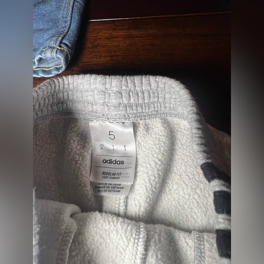 Kids sweat pants and jeans bundle - Picture 2 of 5